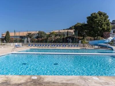 Appartement Dans Avec Piscine *