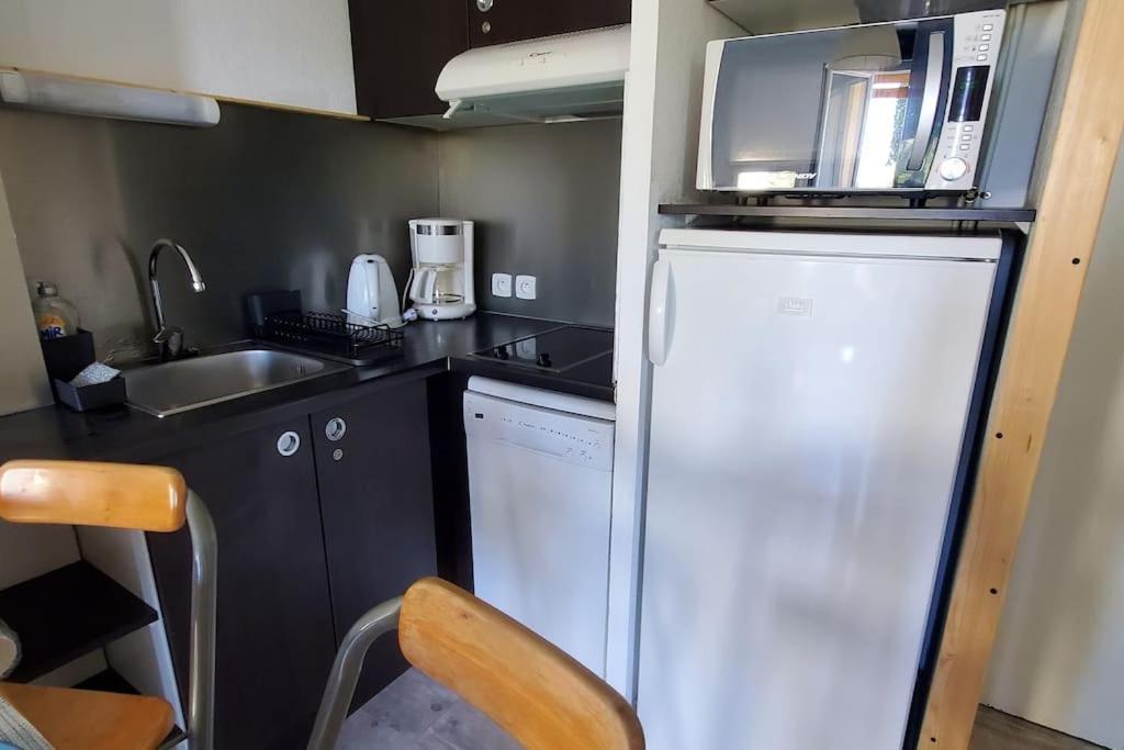 Apartment Dans Avec Piscine